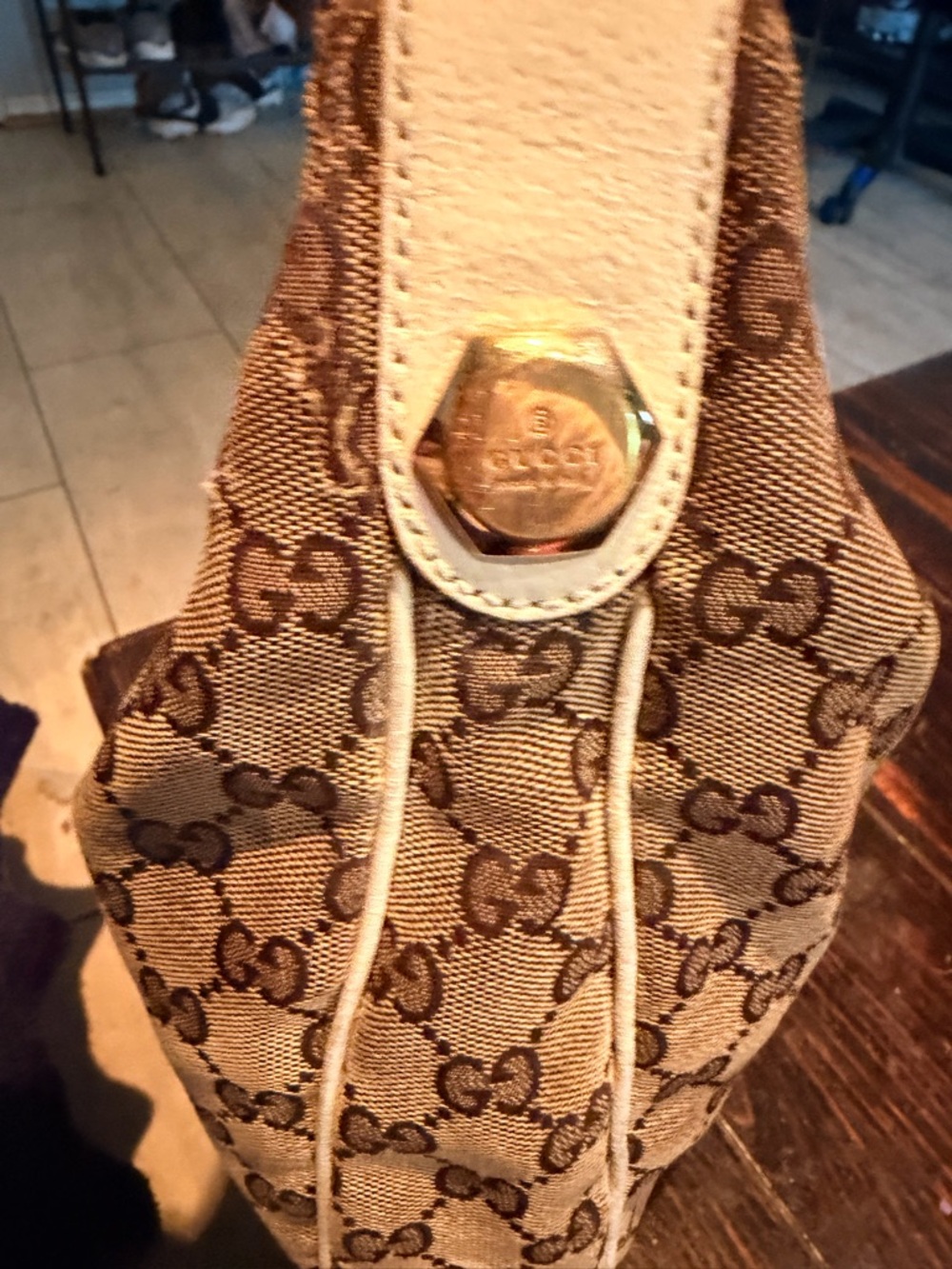 Gucci Charmy Small Hobo - Like new comes with dust bag, charm & originl bag - Picture 9 of 13